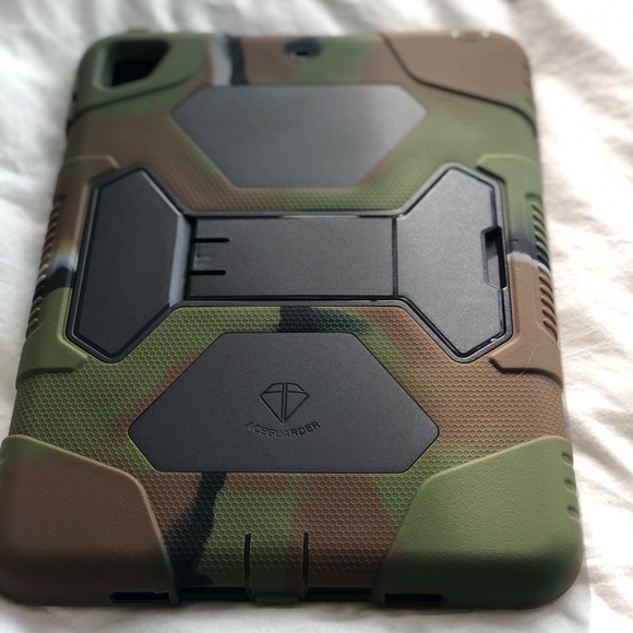 Ipad case set. Brand new in original box etc. - Picture 4 of 9
